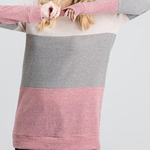 Color Block Sweater - Picture 2 of 3